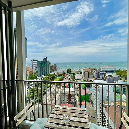 The Base Deluxe Lägenhet Pattaya Exteriör bild