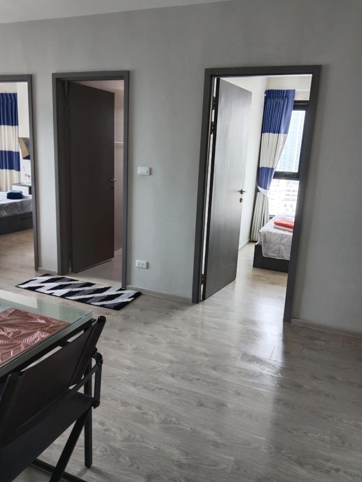 The Base Deluxe Lägenhet Pattaya Exteriör bild