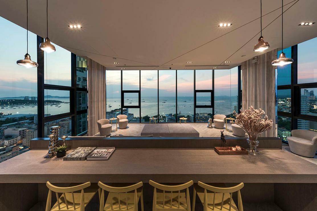 The Base Deluxe Lägenhet Pattaya Exteriör bild